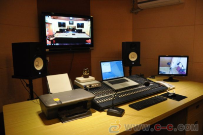 廣告錄音制作 從賣場到地?cái)偅瑢I(yè)配音助力商業(yè)促銷